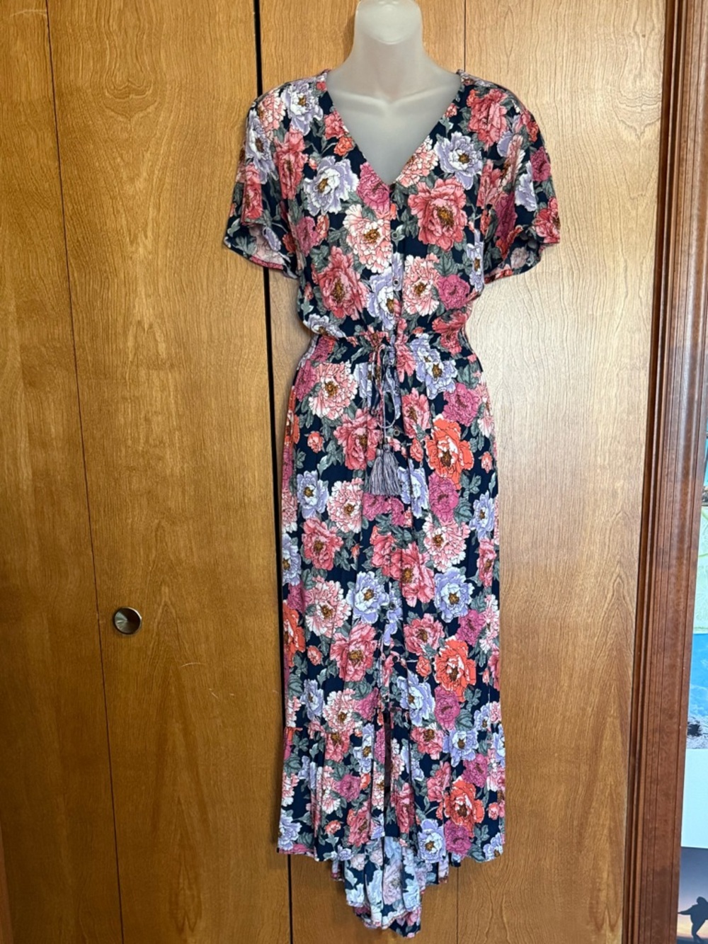 Knox Rose Floral Maxi Dress - XXL EUC Plus size friendly